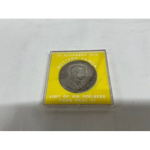 104 - A QUANTITY OF MIXED FORIEGN COINAGE