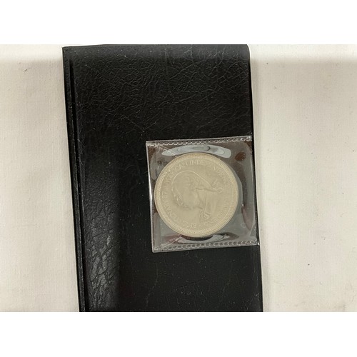 104 - A QUANTITY OF MIXED FORIEGN COINAGE