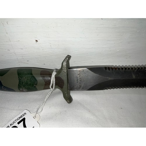 107 - MILLITARY JAPANESE DAGGER