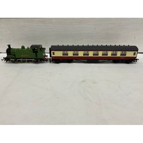 109 - A QTY OF MODEL RAILWAY ENGINES AND CARRIDGES