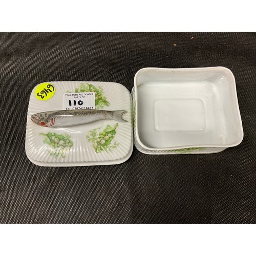 110 - FOUR ART DECO SARDINE DISHES
