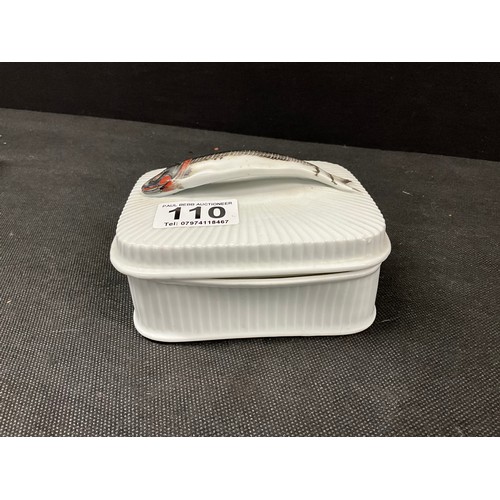 110 - FOUR ART DECO SARDINE DISHES