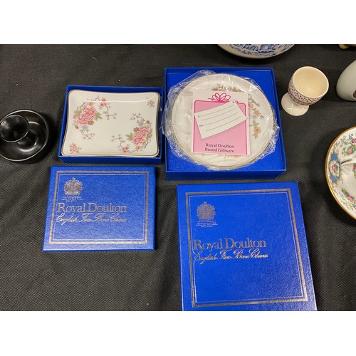 201 - BOX OF CHINA TO INCLUDE DENBY, COALPORT, ROYAL DOULTON, VICTORIAN ORIENTAL TEAPOT ETC