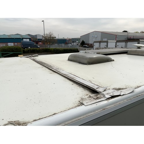 522 - 2015 BAILEY UNICORN III MADRID SINGLE AXLE 3 BERTH TOURING CARAVAN WITH FITTED MOTOR MOVER,SERVICE H... 