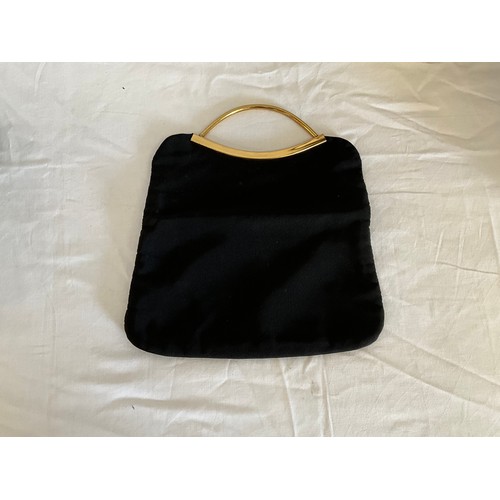 2 - 3 VINTAGE LADIES HANDBAGS