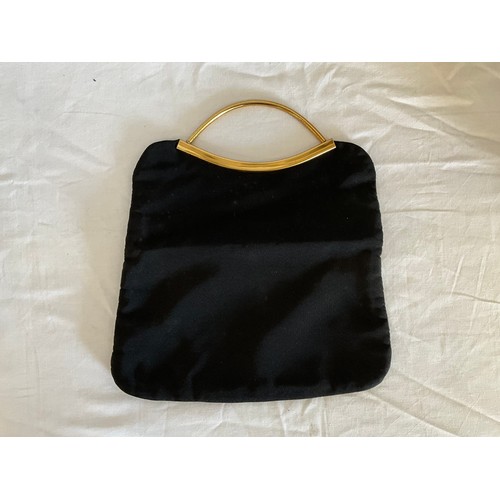 2 - 3 VINTAGE LADIES HANDBAGS