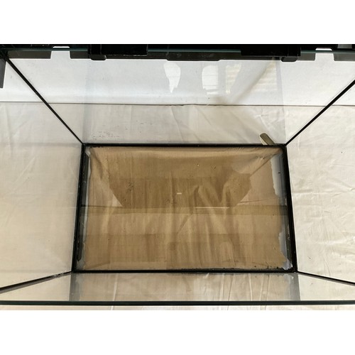 15 - TETRA FISH/REPTILE TANK H15L16W11