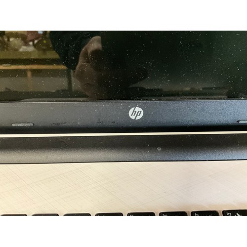 17 - HP LAPTOP WITH CHARGER