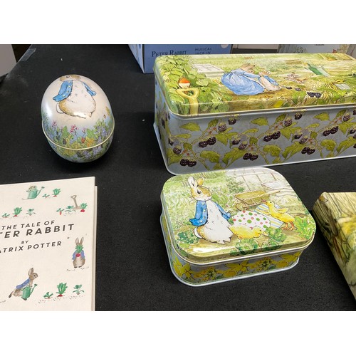 124 - LARGE COLLECTION OF BEATRIX POTTER PETER RABBIT TINS TO INCLUDE JACK IN THE BOX ETC