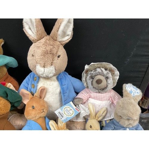 125 - LARGE COLLECTION BEATRIX POTTER SOFT TOYS PETER RABBIT ETC