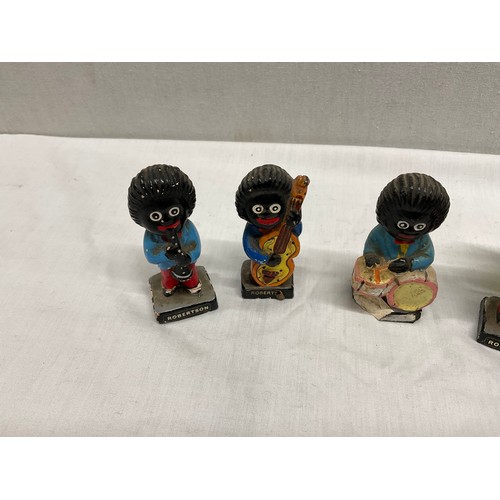 137 - 5 VINTAGE ROBERTSON BAND MEMBER (1 A/F)