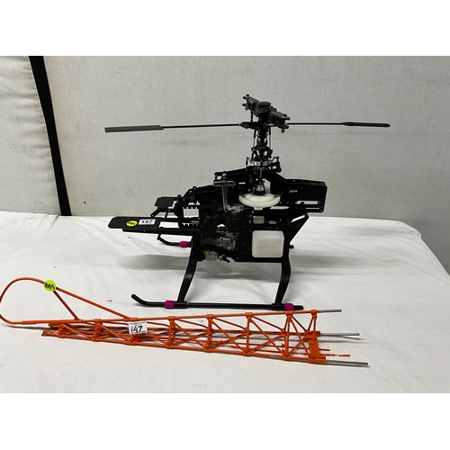 147 - HOBBY GRADE REMOTE CONTROL HELICOPTER FRAME AND ENGINE A/F