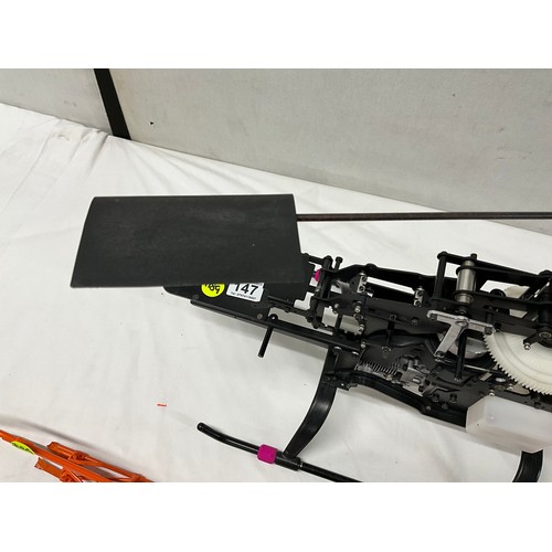 147 - HOBBY GRADE REMOTE CONTROL HELICOPTER FRAME AND ENGINE A/F