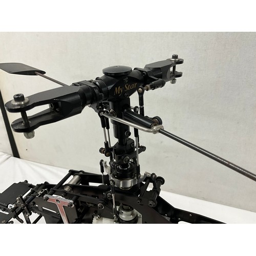 147 - HOBBY GRADE REMOTE CONTROL HELICOPTER FRAME AND ENGINE A/F