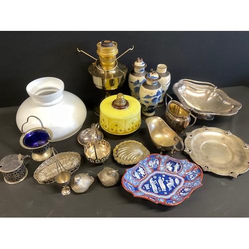 66 - BOX OF COLECTABLES - BRASS LAMP ORIENTAL VASES ETC