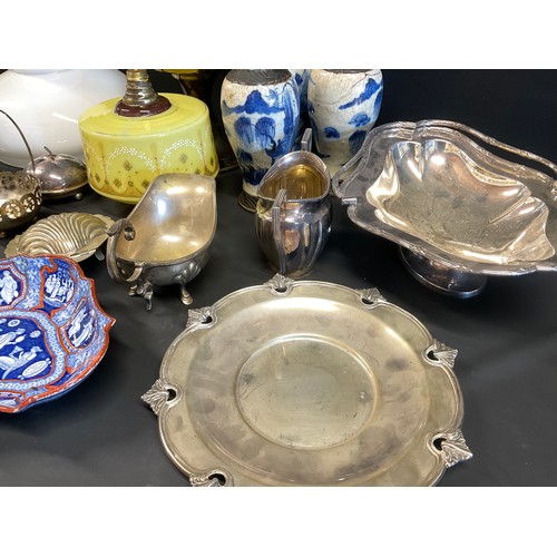 66 - BOX OF COLECTABLES - BRASS LAMP ORIENTAL VASES ETC