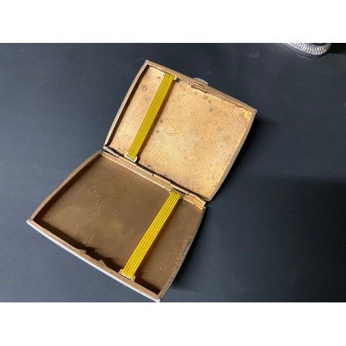 96 - SEVEN VINTAGE SILVER PLATED TABLE LIGHTERS AND SILVER PLATED CIGARETTE CASE TO INCLUDE RONSON ETC