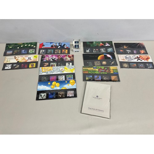 99 - QTY OF FIRST DAY COVER STAMPS AND A PERSPEX CASED £5 STAMP