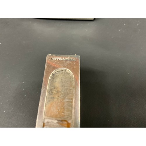 111 - HALLMARK SILVER VESTA CASE A/F, HALLMARK SILVER MAPPIN & WEBB MATCHBOX CASE A/F TOTAL SILVER WEIGHT ... 