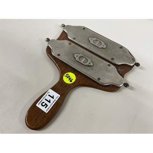 115 - VINTAGE BURROUGHES AND WATTS SNOOKER/BILLARD SCORING PADDLE IN WORKING ORDER