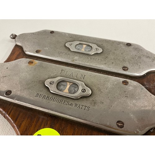 115 - VINTAGE BURROUGHES AND WATTS SNOOKER/BILLARD SCORING PADDLE IN WORKING ORDER