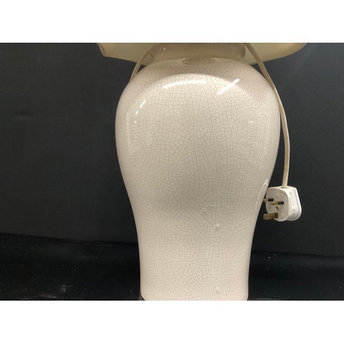 129 - LARGE MODERN CERAMIC TABLE LAMP WITH SHADE H26