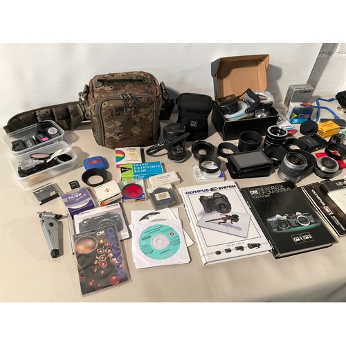 160 - PLASTIC CRATE TO INCLUDE CAMERA EQUIPMENT AND LENSES ETC