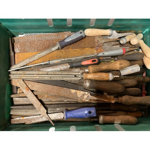 161 - CRATE OF VINTAGE HAND FILES AND RASPS