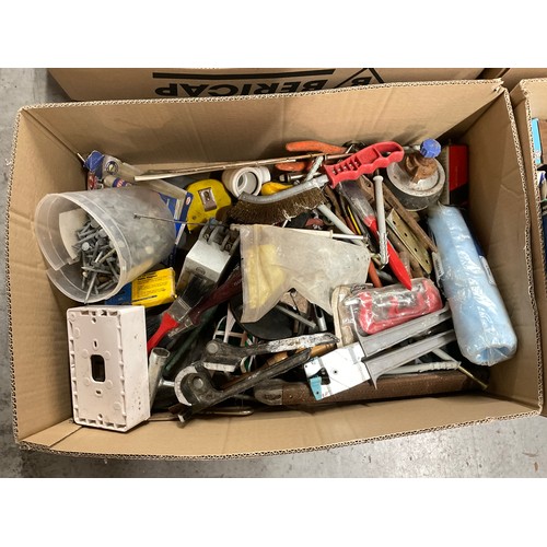 170 - 5 BOXES OF WORKSHOP GARAGE TOOLS AND HARDWARE TO INLCLUDE MITRE SAW, HAND TOOLS , CLAMPS ETC