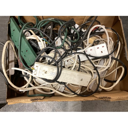 175 - 5 BOXES AND PLASTIC BUCKET OF GARAGE ITEMS TO INCLUDE SPIRIT LEVELS, PETROL TINS, HAND SAWS ETC