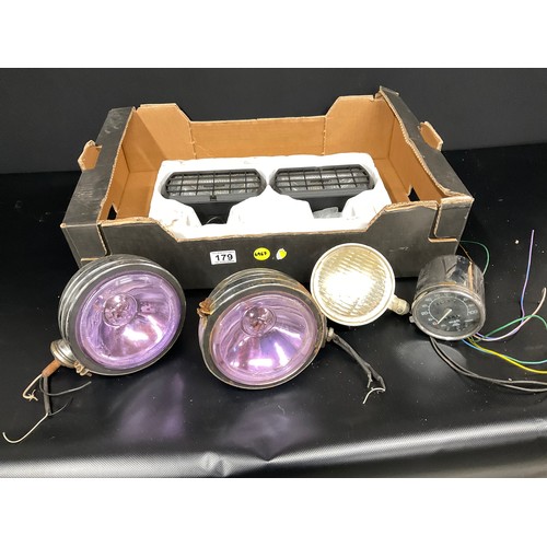 179 - COLLECTION OF VINTAGE CAR SPOT LIGHTS AND A SPEDOMETER