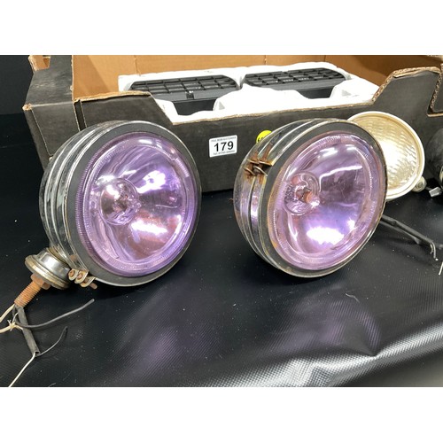 179 - COLLECTION OF VINTAGE CAR SPOT LIGHTS AND A SPEDOMETER