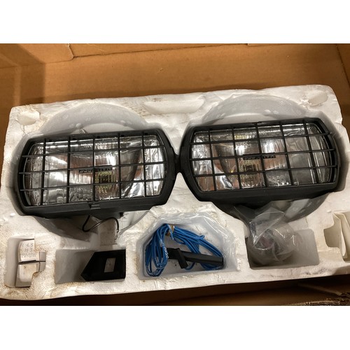 179 - COLLECTION OF VINTAGE CAR SPOT LIGHTS AND A SPEDOMETER