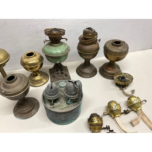 196 - BOX OF VINTAGE BRASS PARAFFIN LAMP PARTS