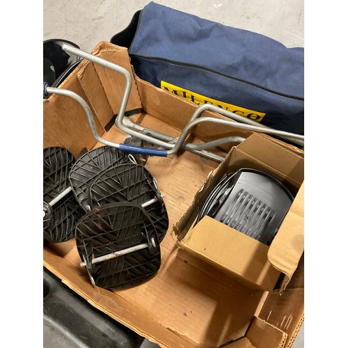 201 - BOX TO INCLUDE JACK WINDING HANDLES, WATER CONTAINER ETC