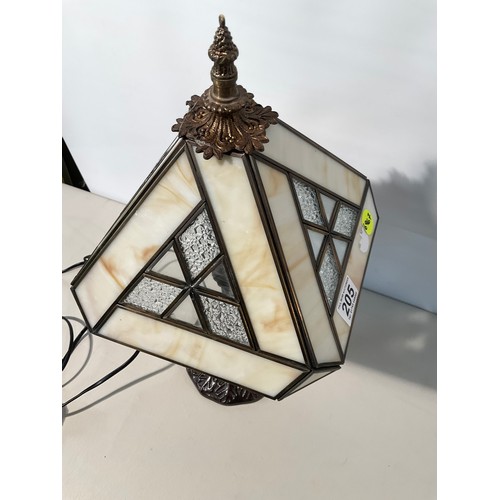 205 - MODERN TIFFANY STYLE TABLE LAMP H19
