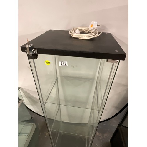 217 - GLASS SHOP DISPLAY UNIT WITH 3 SHELVES LOCK AND KEY H64