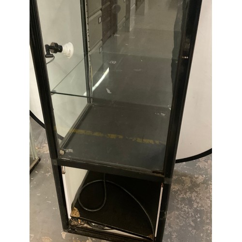 218 - GLASS SHOP DISPLAY UNIT WITH ADJUSTABLE SHELVES LOCK & KEY H73