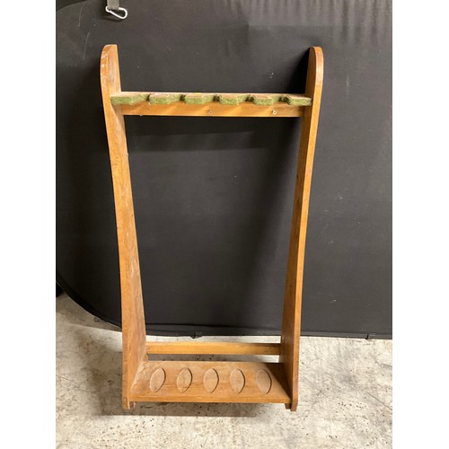 VINTAGE OAK GUN RACK (5 GUNS) H55”W24”D13”