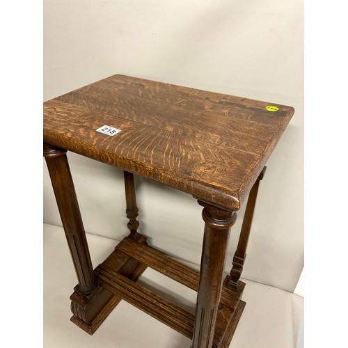 VICTORIAN OAK SMALL CHAPEL TABLE ON TURNED SUPPORTS H29