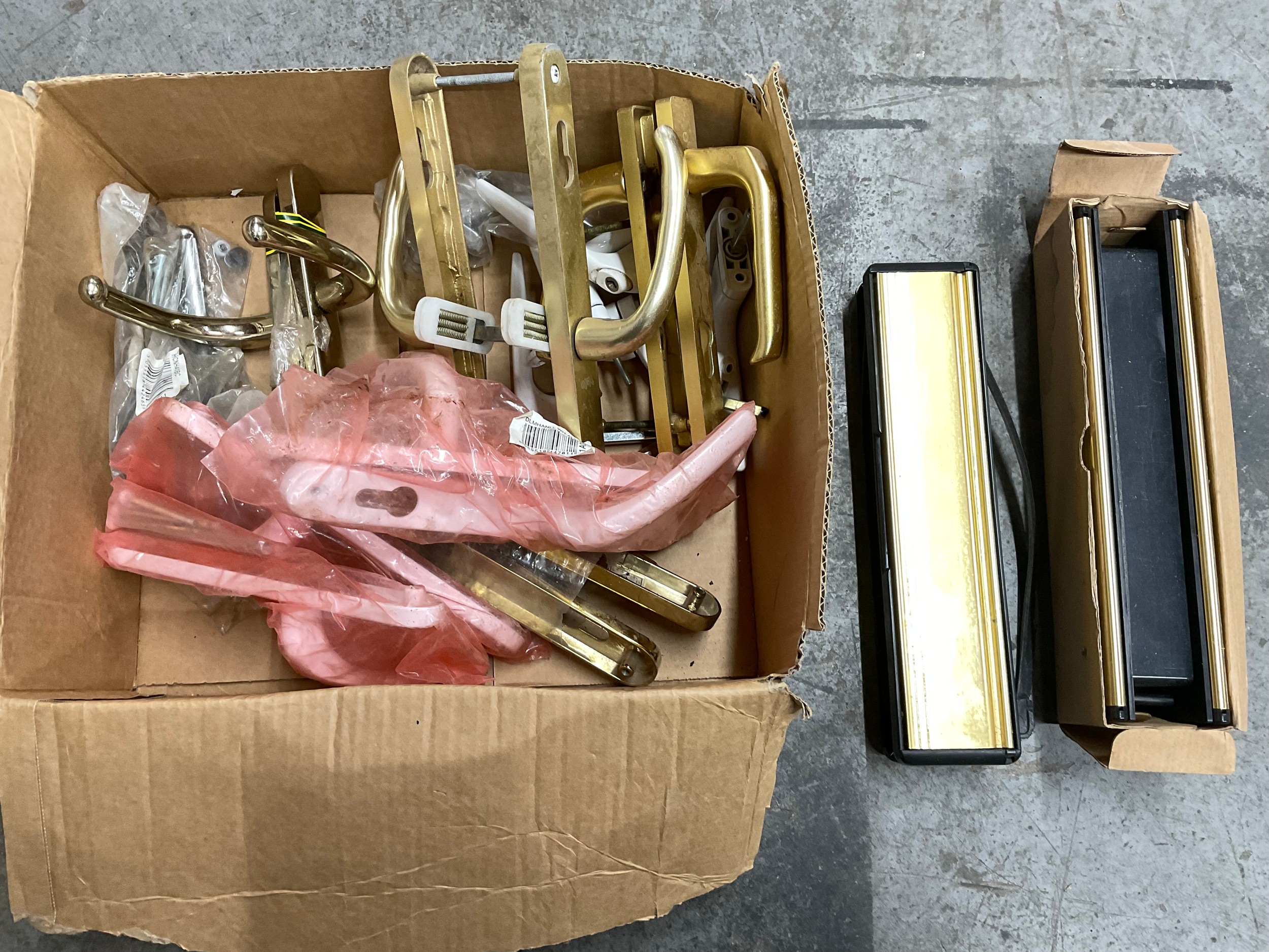 BOX OF DOOR FURNITURE, HANDLES, LETTER BOXES