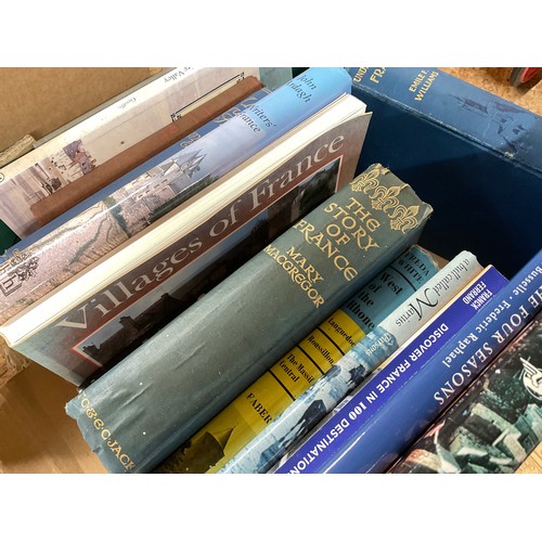 142 - BOX OF BOOKS - FRANCE