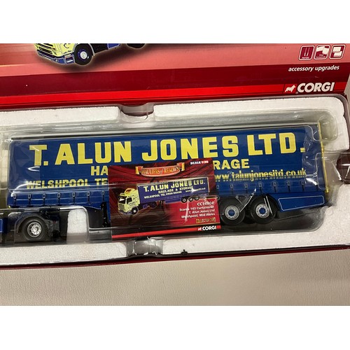 69 - BOXED CORGI LIMITED EDITION SCANIA 143 CURTAINSIDED ARTIC - LIVERY T.ALUN JONES LTD WELSHPOOL SCALE ... 