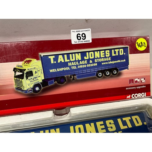 69 - BOXED CORGI LIMITED EDITION SCANIA 143 CURTAINSIDED ARTIC - LIVERY T.ALUN JONES LTD WELSHPOOL SCALE ... 