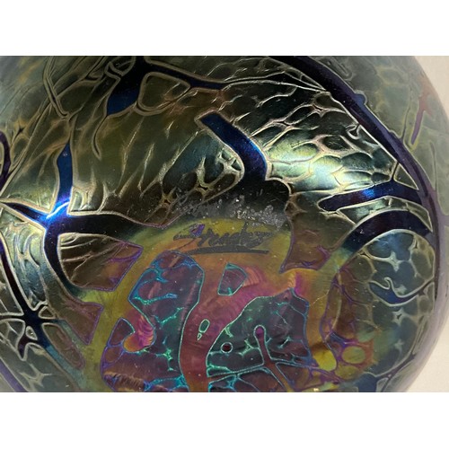 79 - SIGNED ROYAL BRIERLEY STUDIO GLASS BULBUS VASE H4.5