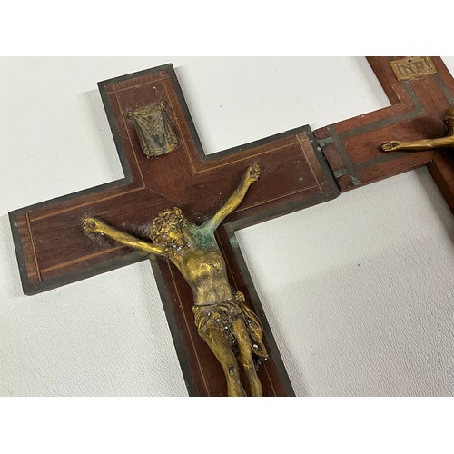 82 - 2 VINTAGE CRUCIFIXES L17