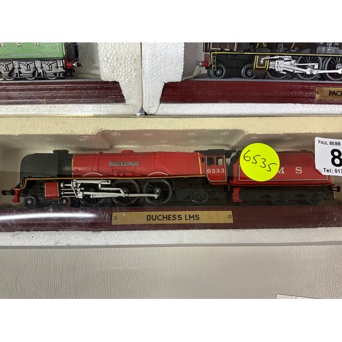 86 - 3 MODEL TRAINS IN PRESENTATION CASES DUCHESS LMS, PACIFIC CHAPELON NORD, LNFR FLYING SCOTSMAN