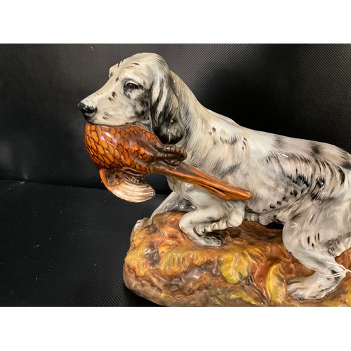 88 - VINTAGE ROYAL DOULTON FIGURE OF SPANIEL RETRIEVING PHEASANT HN2529 AS FOUND NEEDS RESTORATION L11