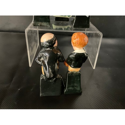 92 - QTY OF VINTAGE ROYAL DOULTON MINIATURE FIGURES TO INCLUDE PICKWICK, DAVID COPPERFIELD, MICAWBER, TIN... 