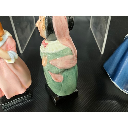 99 - 6 X ROYAL DOULTON FIGURES TO INCLUDE CHERIE HN2341, DEBBIE HN2385, CHOIRBOY HN2141, CURLY LOCKS  HN2... 